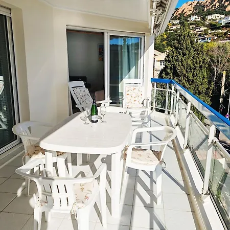 Tres Belle T2, Vue ,le A Pied * Saint-Raphaël