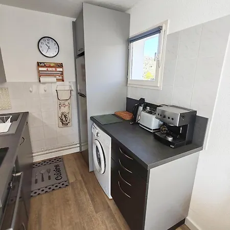 Tres Belle T2, Vue ,le A Pied Saint-Raphaël